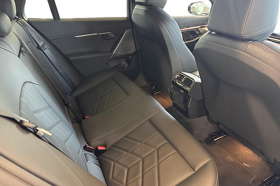 BMW 530e 15 of 20