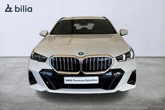 BMW 530e 5 of 20