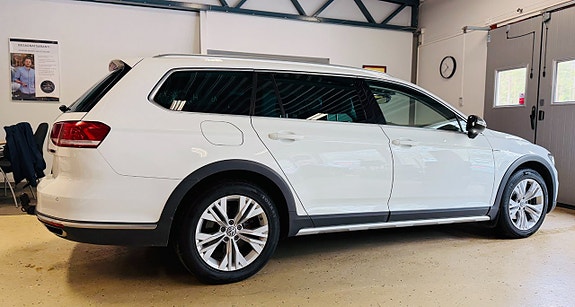 Volkswagen Passat Alltrack 9 of 20