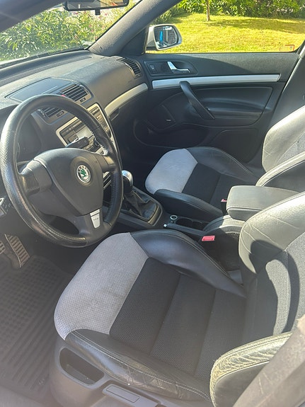 Skoda Octavia RS 4 of 4