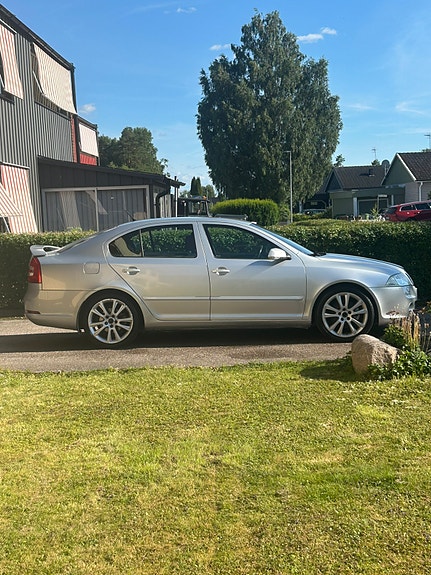 Skoda Octavia RS 3 of 4