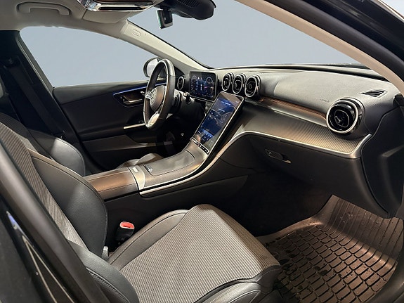 Mercedes-Benz C220 d 10 of 25