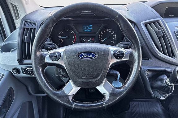 Ford Transit 9 of 20