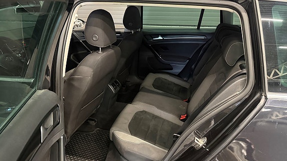 Volkswagen Golf I 13 of 24