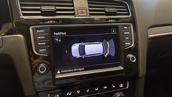 Volkswagen Golf I 18 of 24