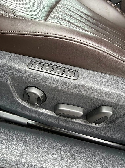 Skoda Superb 9 of 16