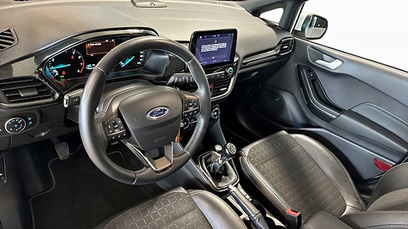 Ford Fiesta 12 of 12
