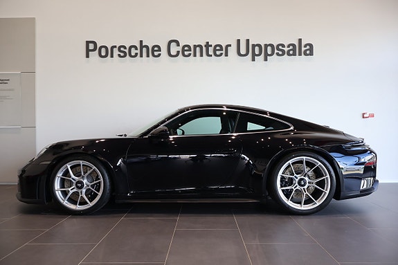 Porsche 911 GT3 2 of 5