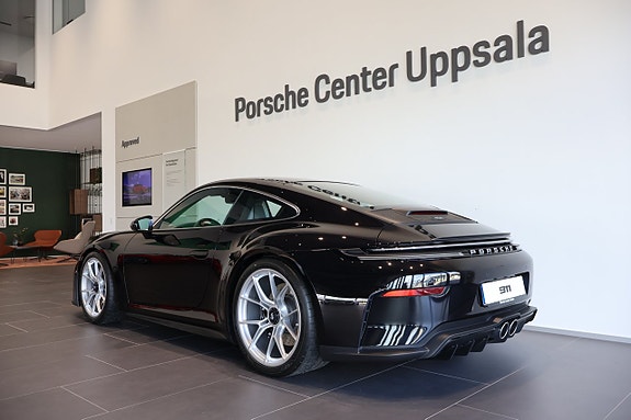 Porsche 911 GT3 3 of 5