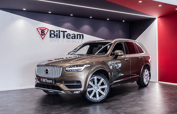 Volvo XC90 2 of 5
