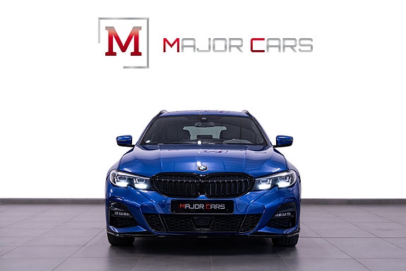 BMW 330e 2 of 5