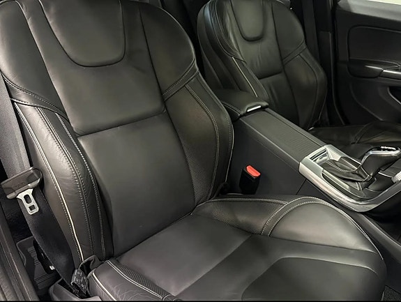Volvo S60 5 of 5