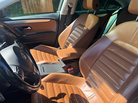 Volkswagen Passat CC 5 of 5