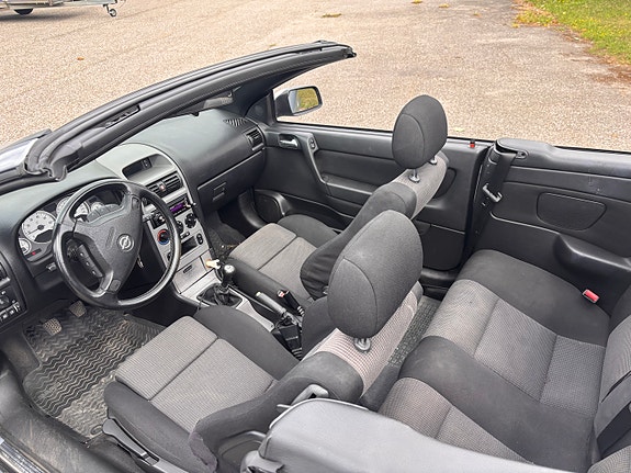 Opel Astra 2 of 5