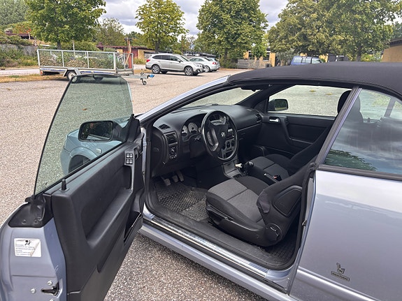 Opel Astra 4 of 5