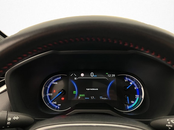 Toyota RAV4 Plug-in Hybrid 18 of 30