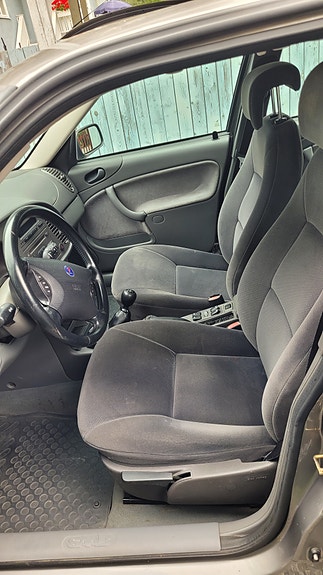 Saab 9-3 5 of 5