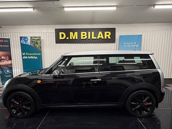 MINI Clubman Cooper D 2 of 5