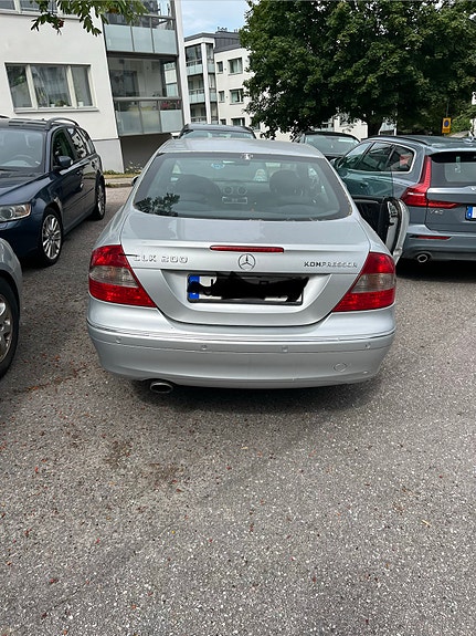 Mercedes-Benz CLK200 5 of 5