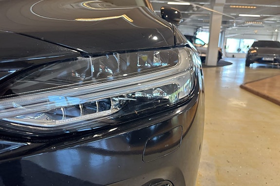 Volvo V90 12 of 27