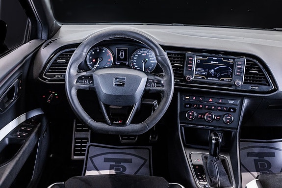 Seat Leon 17 of 25