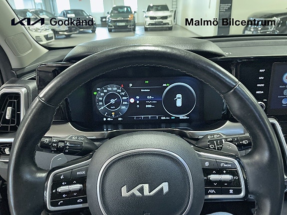 Kia Sorento 16 of 23