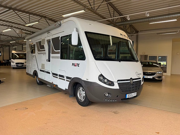 Pilote G742 SÅLD