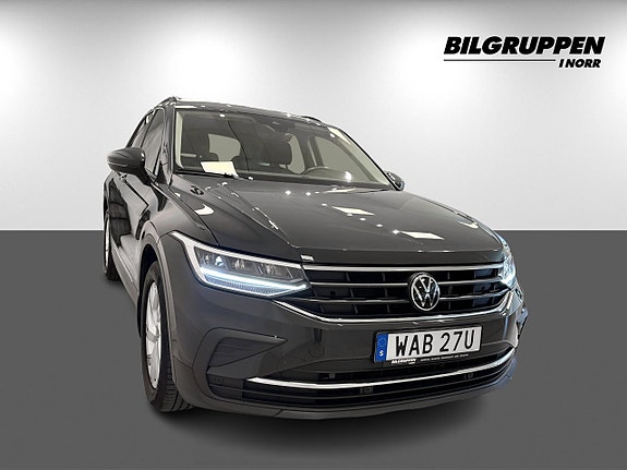 Volkswagen Tiguan 4 of 5