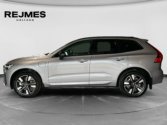 Volvo XC60 3 of 5