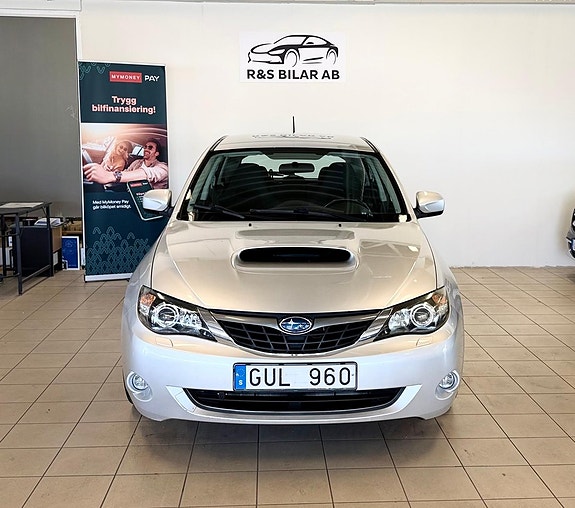 Subaru Impreza 2 of 5