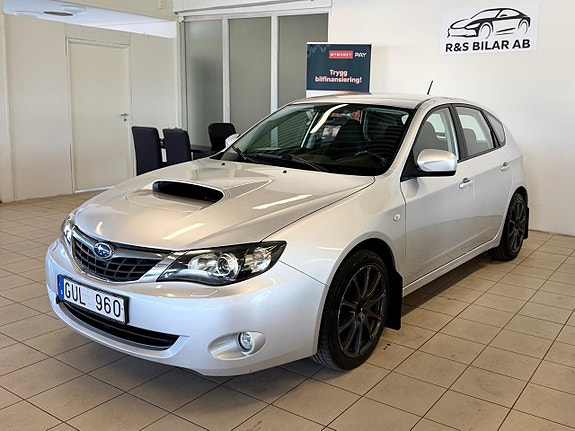 Subaru Impreza 3 of 5