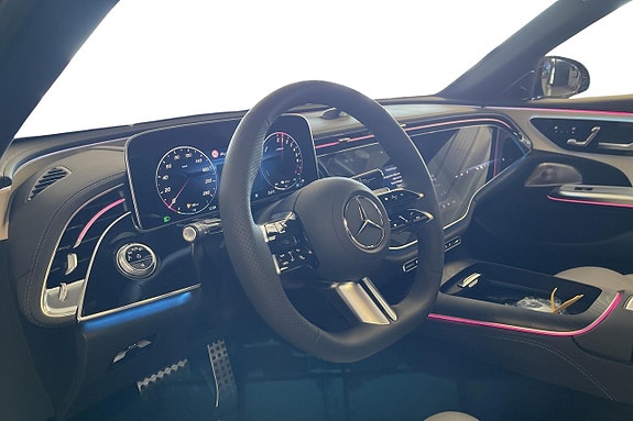 Mercedes-Benz E400 e 7 of 25