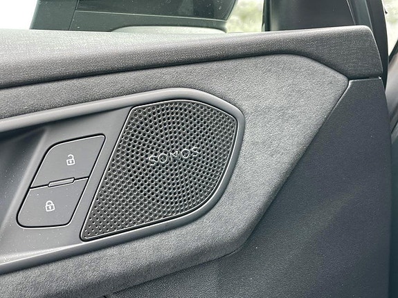 Audi Q3 14 of 16