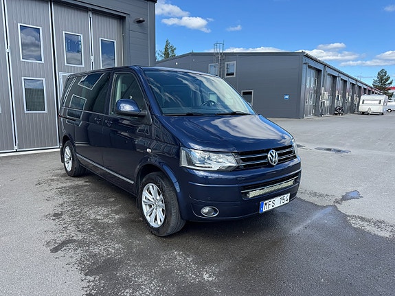 Volkswagen Multivan 7 of 27
