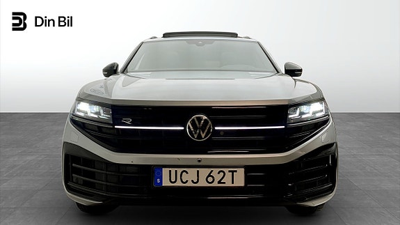 Volkswagen Touareg 4 of 12