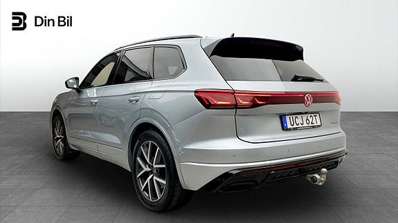 Volkswagen Touareg 3 of 12