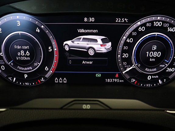 Volkswagen Passat Alltrack 8 of 12