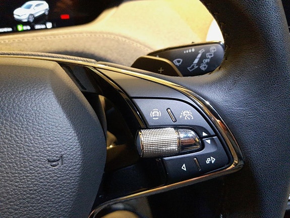 Skoda Enyaq 14 of 16