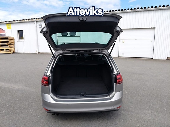 Volkswagen Golf VII 18 of 21