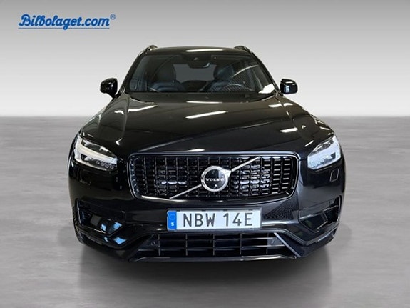 Volvo XC90 2 of 5