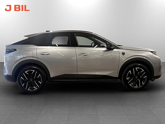 Peugeot 3008 13 of 15