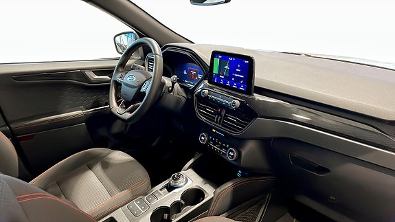 Ford Kuga 3 of 19