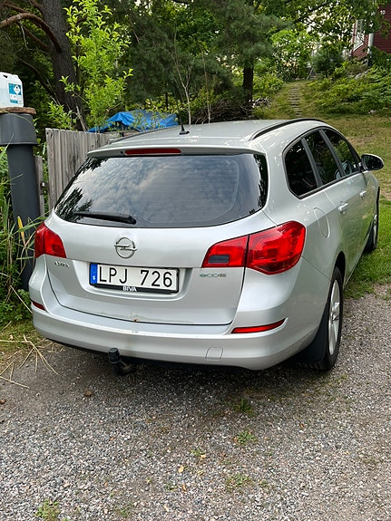 Opel Astra 4 of 5