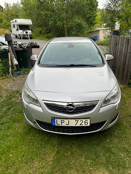 Opel Astra 3 of 5
