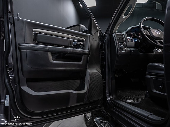 Dodge RAM 1500 20 of 30