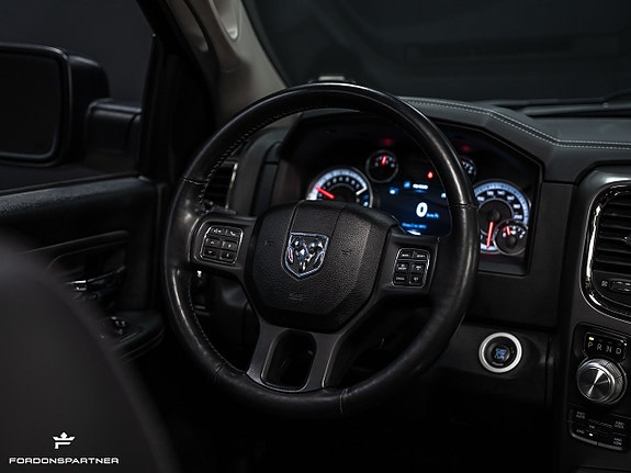 Dodge RAM 1500 23 of 30