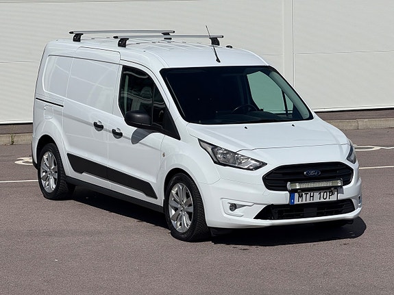 Ford Transit Connect 3 of 5