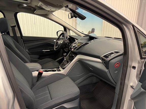 Ford Grand C-MAX 14 of 24