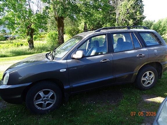Hyundai Santa Fe 2 of 2