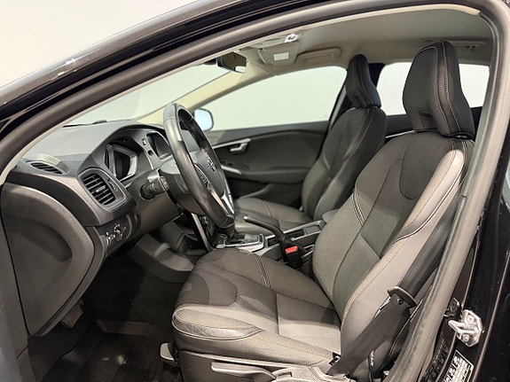 Volvo V40 Cross Country 12 of 12